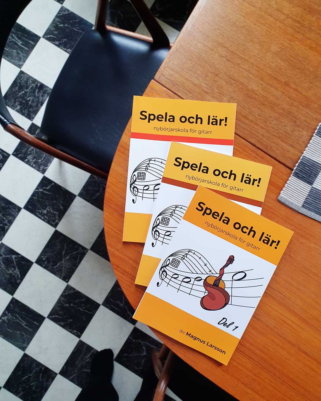 Spela och lär! nybörjarskola för gitarr Del 3