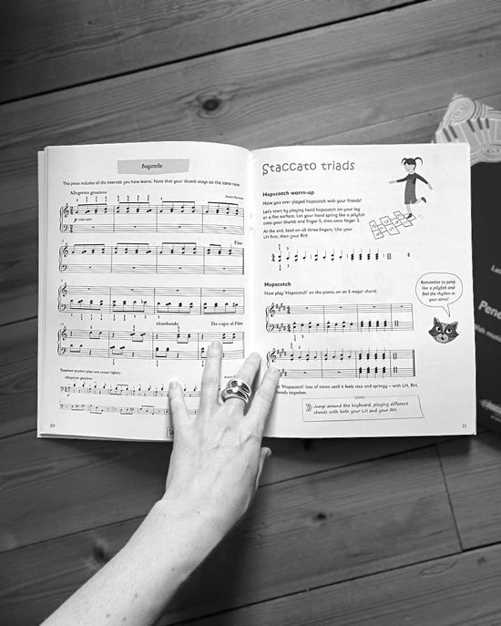 Essential Piano Technique Level 1
