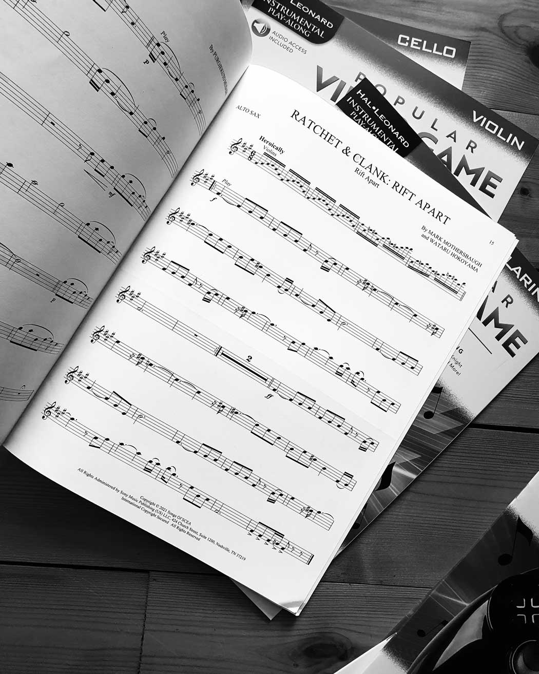 Popular Video Game Music: Themes from 14 Games (Alto Sax)