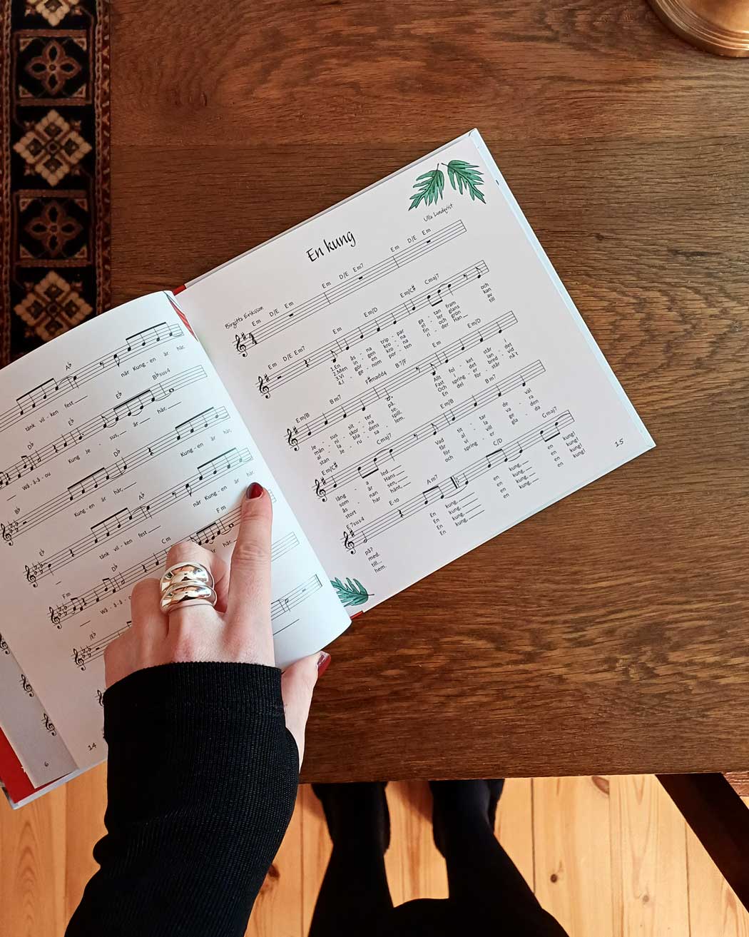 Liten i Juletid: Julsånger med ett viktigt budskap